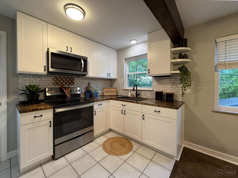 2954 Diehl Road, Green Township, OH 45211 Photo 15