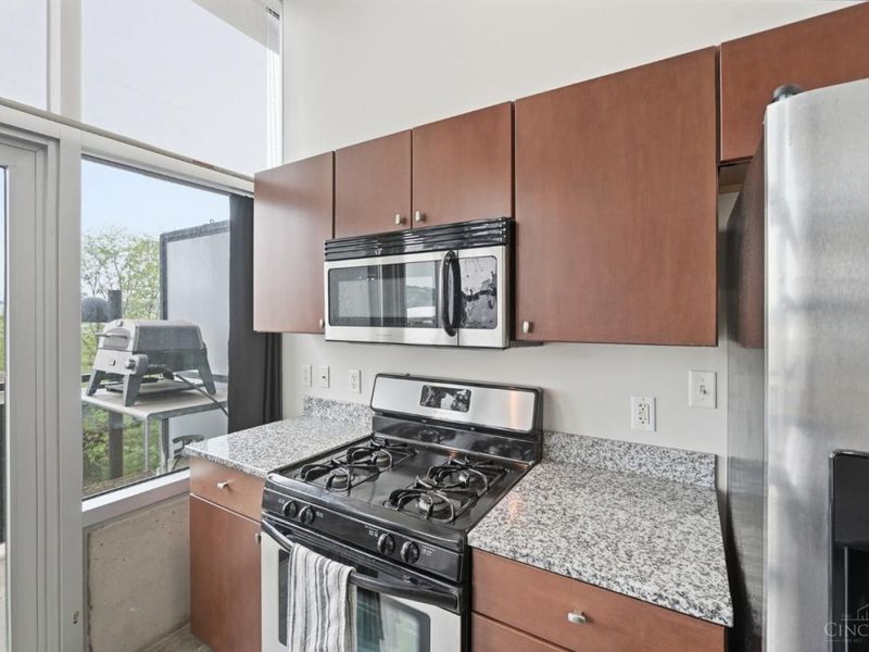 353 W Fourth Street, Unit 305, Cincinnati, OH 45202 Photo 22