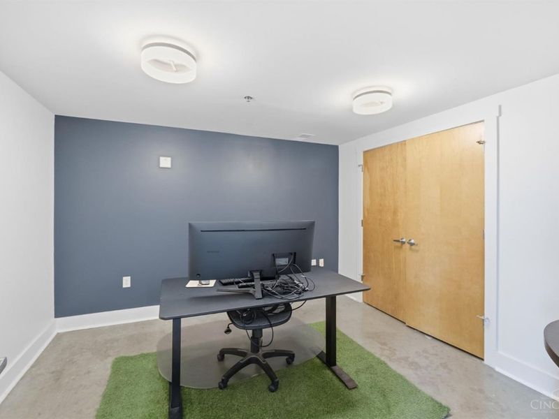 353 W Fourth Street, Unit 305, Cincinnati, OH 45202 Photo 29