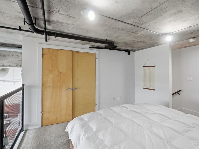 353 W Fourth Street, Unit 305, Cincinnati, OH 45202 Photo 37