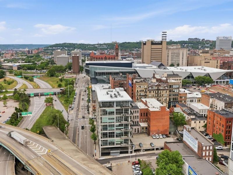 353 W Fourth Street, Unit 305, Cincinnati, OH 45202 Photo 45