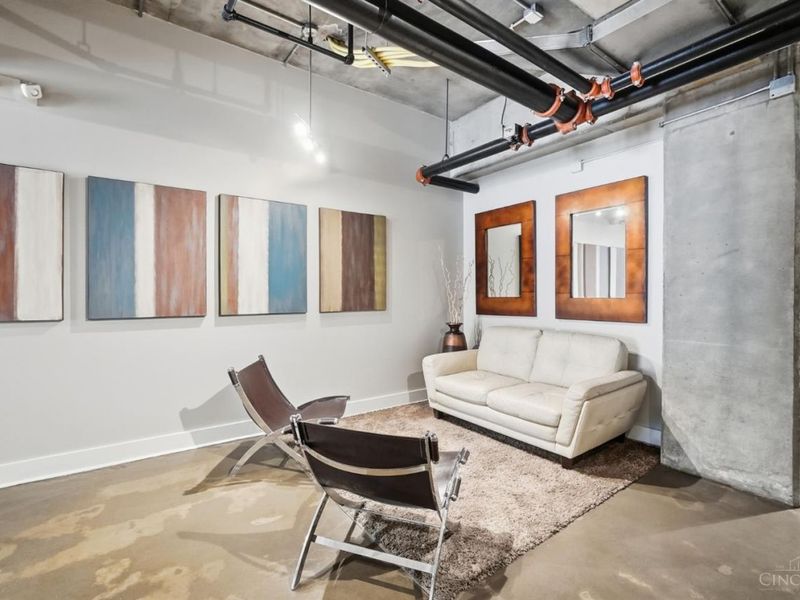 353 W Fourth Street, Unit 305, Cincinnati, OH 45202 Photo 7
