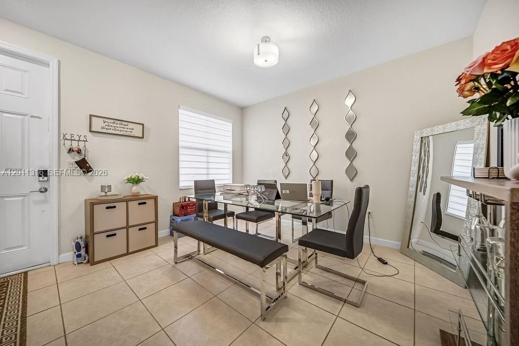 10657 W 32nd Ln , Hialeah, FL 33018 Photo