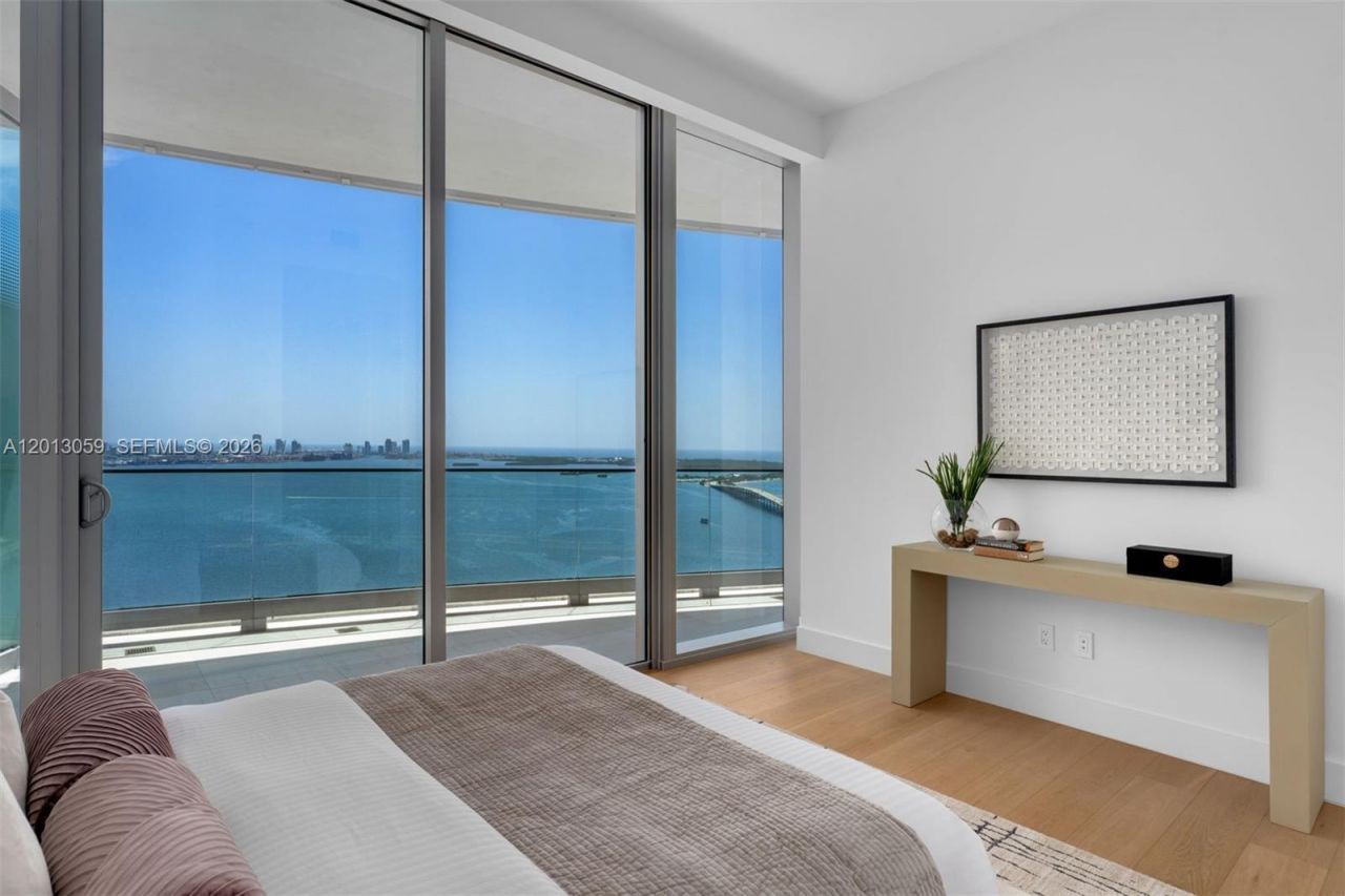 175 SE 25 Rd , Unit 3601, Miami, FL 33129 Photo