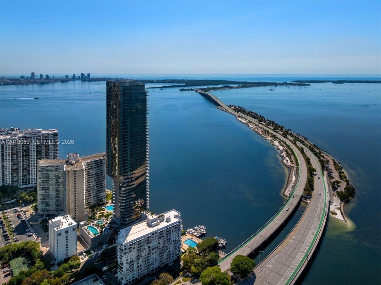 175 SE 25 Rd , Unit 3601, Miami, FL 33129 Photo