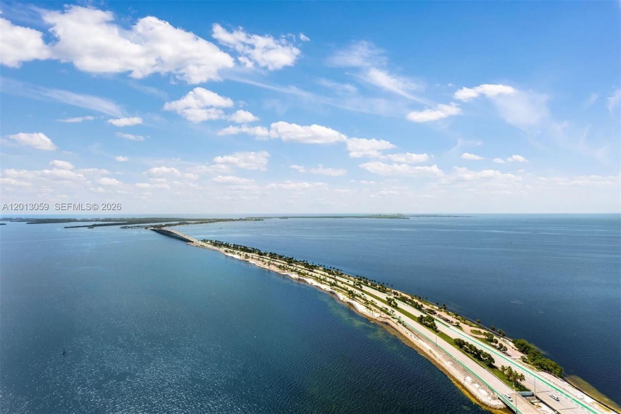 175 SE 25 Rd , Unit 3601, Miami, FL 33129 Photo