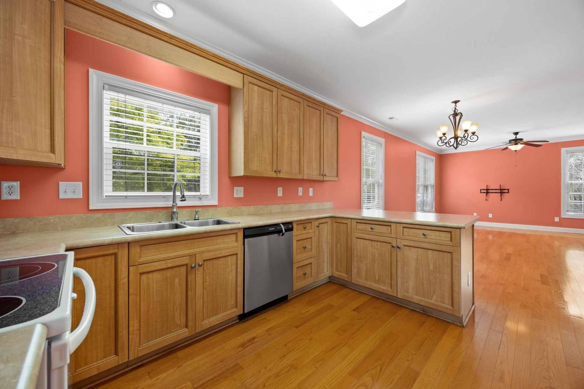 612 Woodland Dr. Photo 13