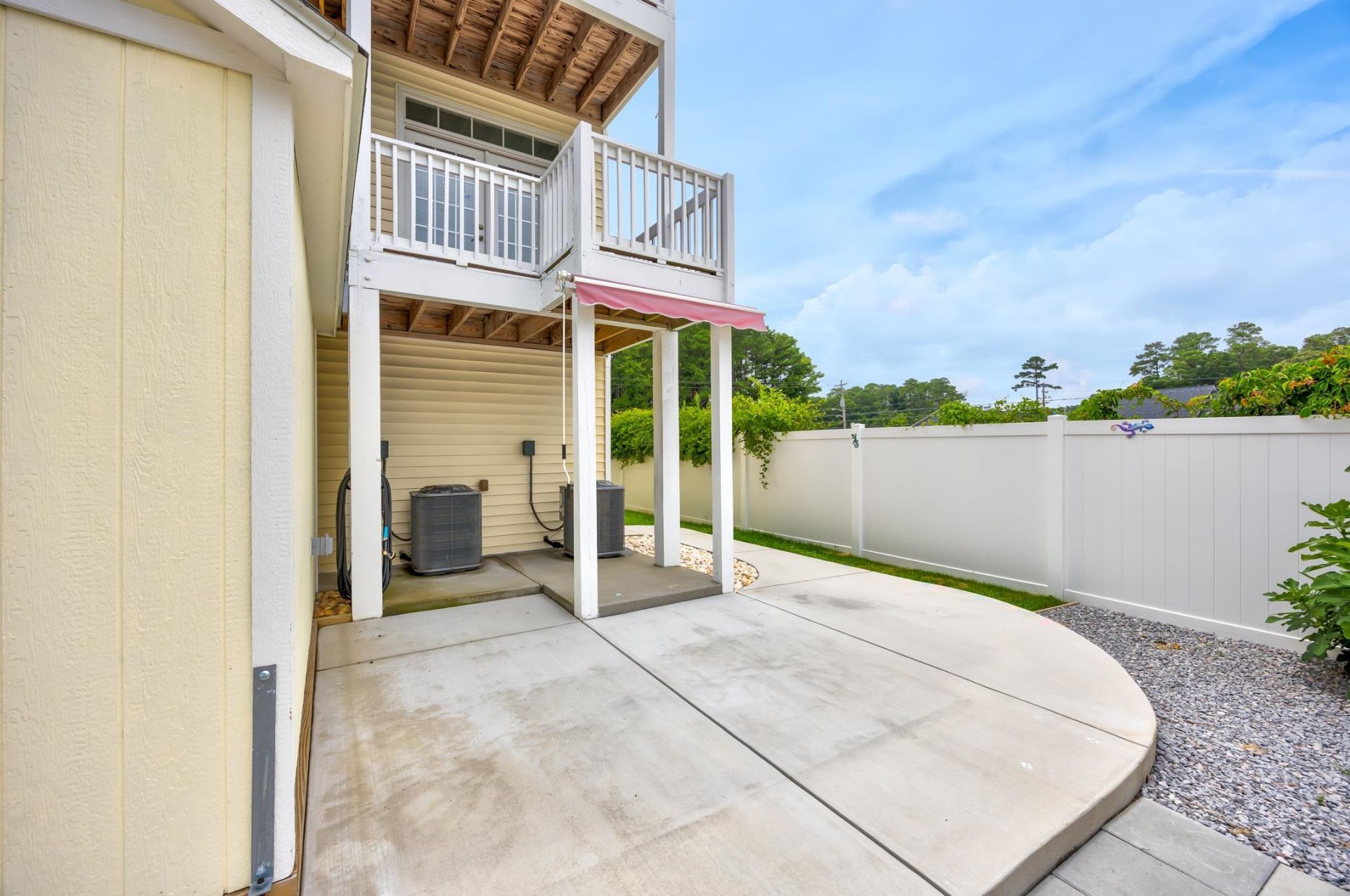 612 Woodland Dr. Photo 42