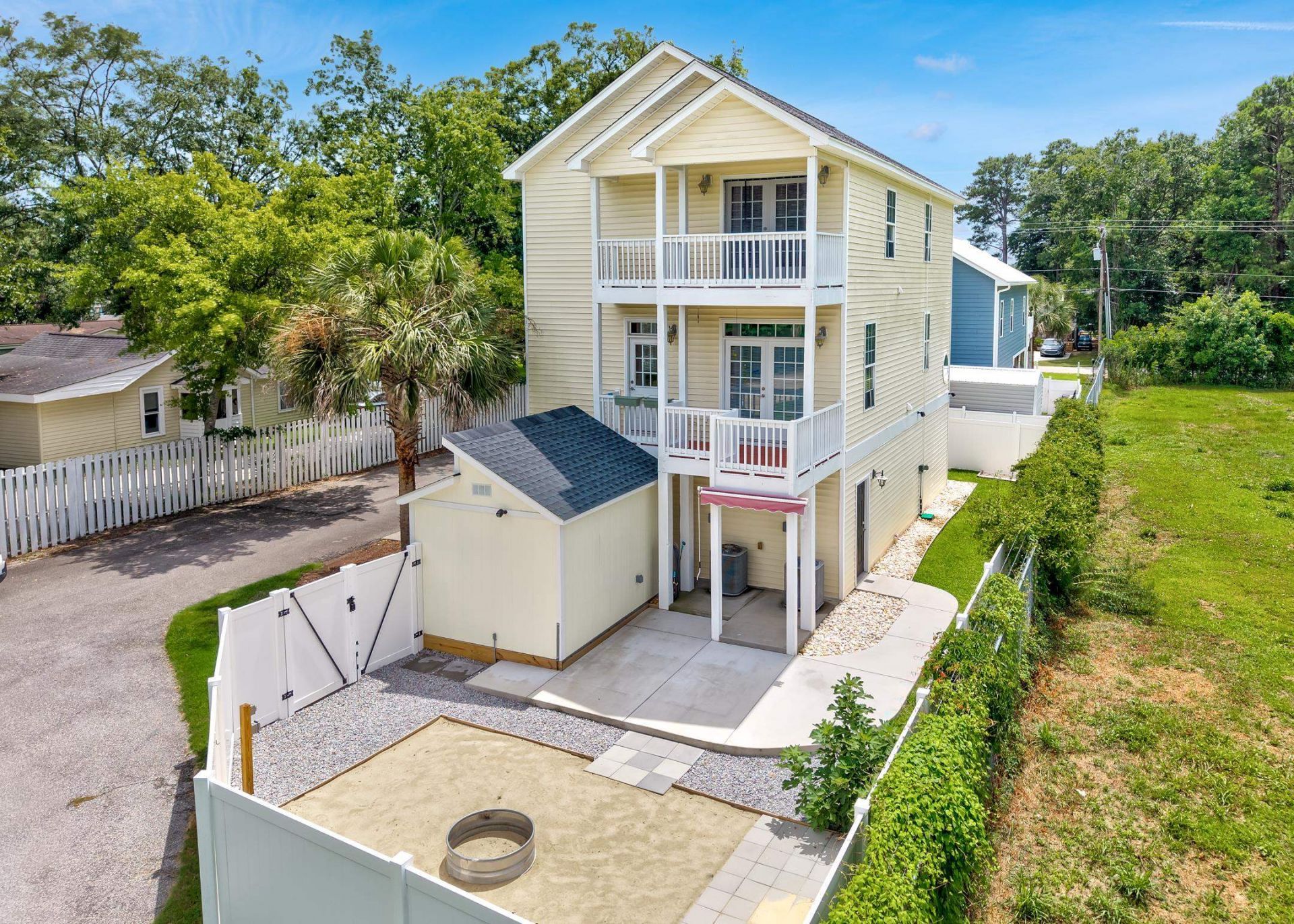 612 Woodland Dr. Photo 46