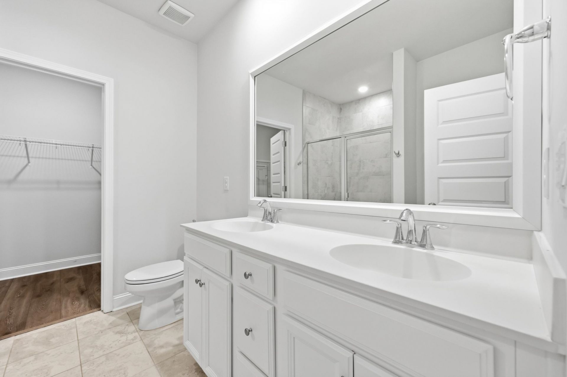 785 Harrison Mill St. Photo 14