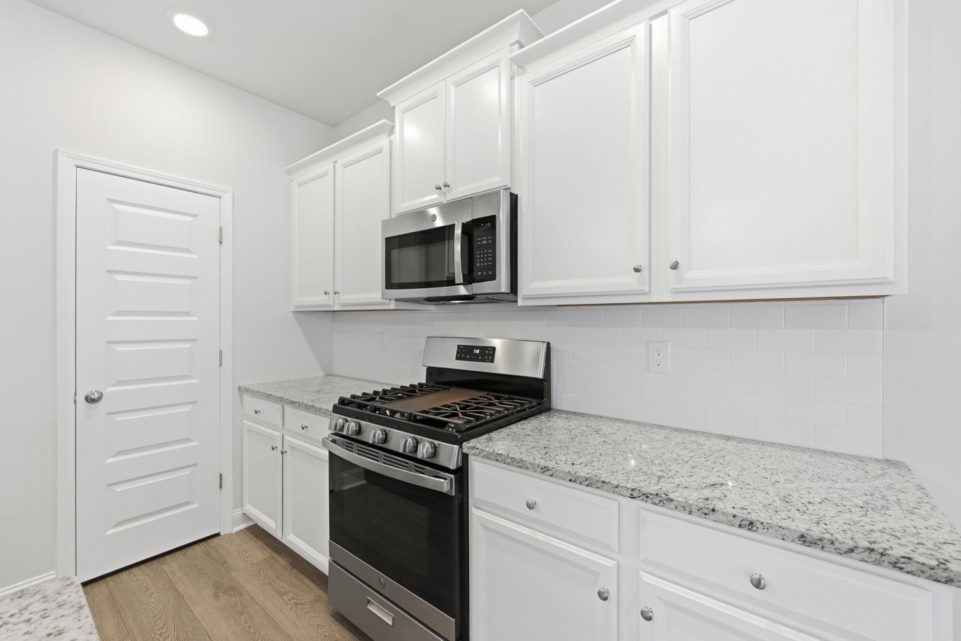785 Harrison Mill St. Photo 40