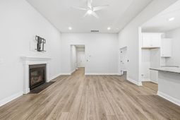 785 Harrison Mill St. photo 4
