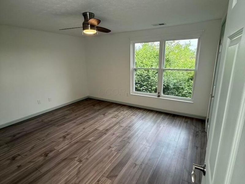 1561 Jennifer Court, Unit D, Columbus, OH 43232 Photo 12