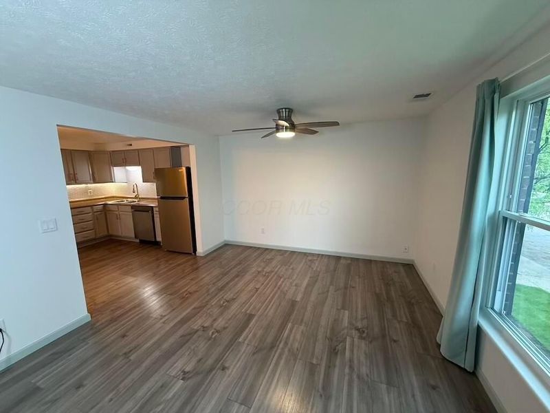1561 Jennifer Court, Unit D, Columbus, OH 43232 Photo 3