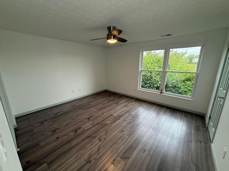 1561 Jennifer Court, Unit D, Columbus, OH 43232 Photo 8
