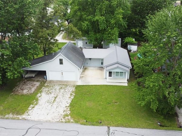 311 S Wentz Street , Montgomery City, MO 63361