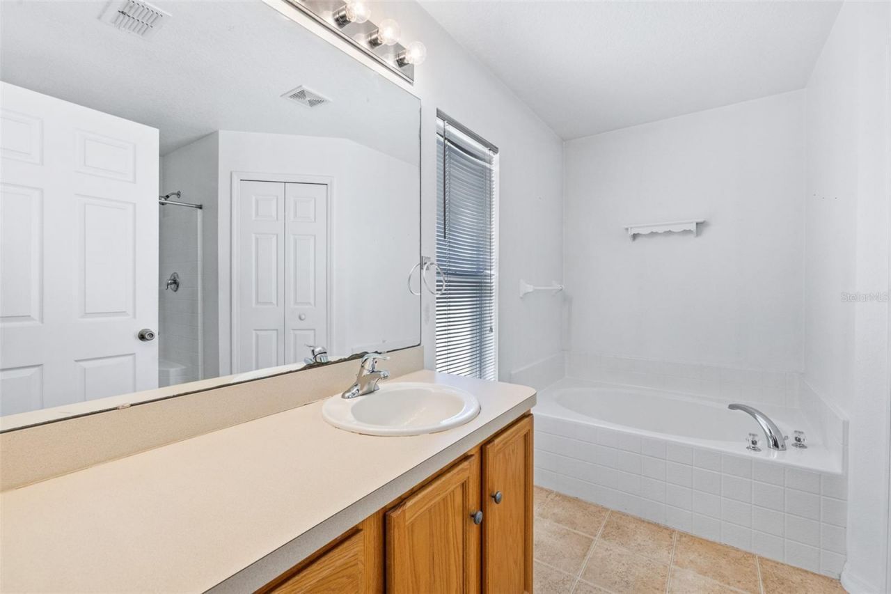312 Broken Oak Drive , Edgewater, FL 32141 Photo