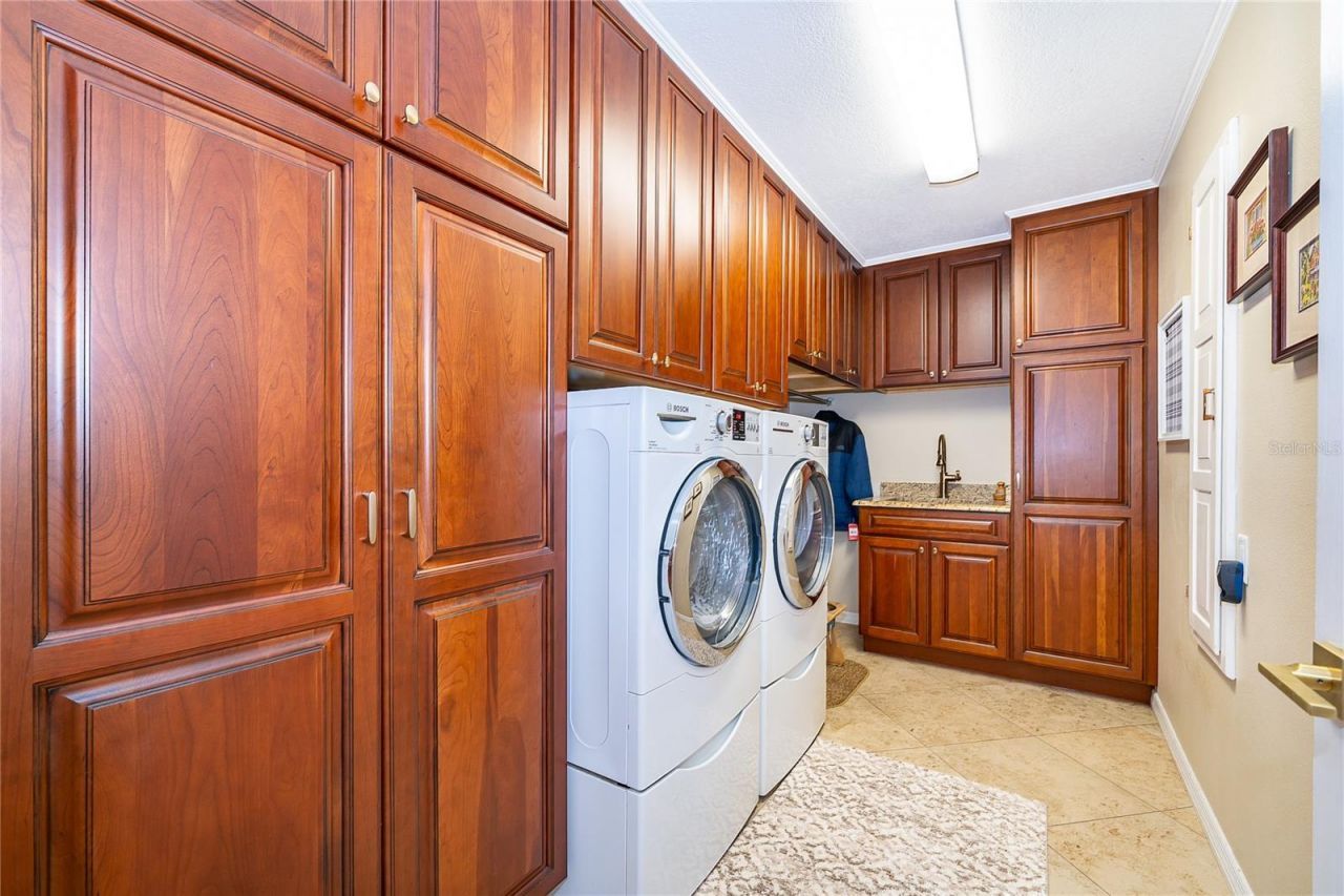 2810 Overlake Avenue, Orlando, FL 32806 Photo
