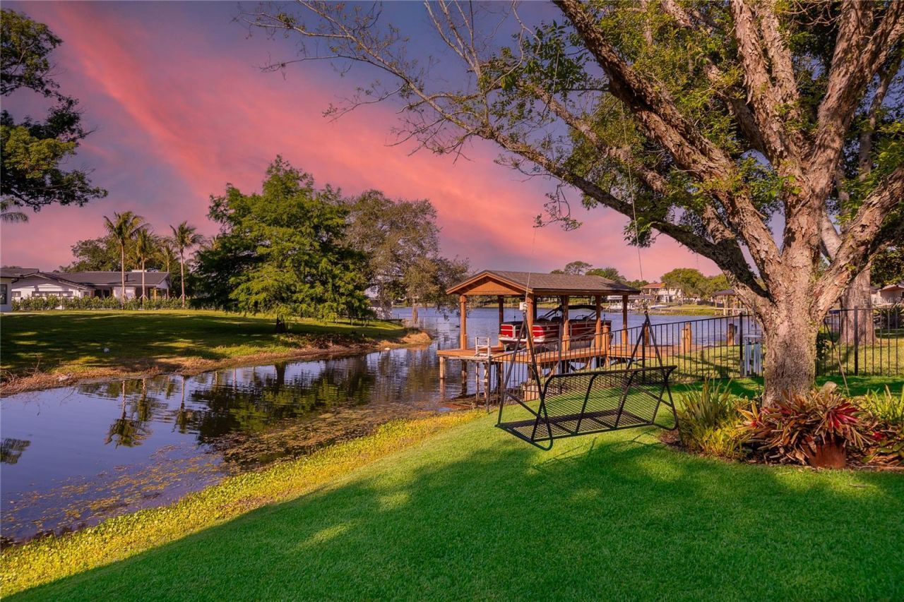 2810 Overlake Avenue, Orlando, FL 32806 Photo