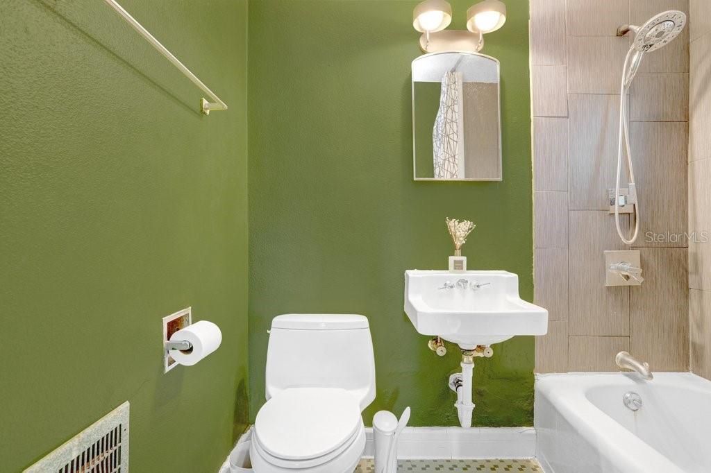 779 Bayou Blvd S , Saint Petersburg, FL 33705 Photo