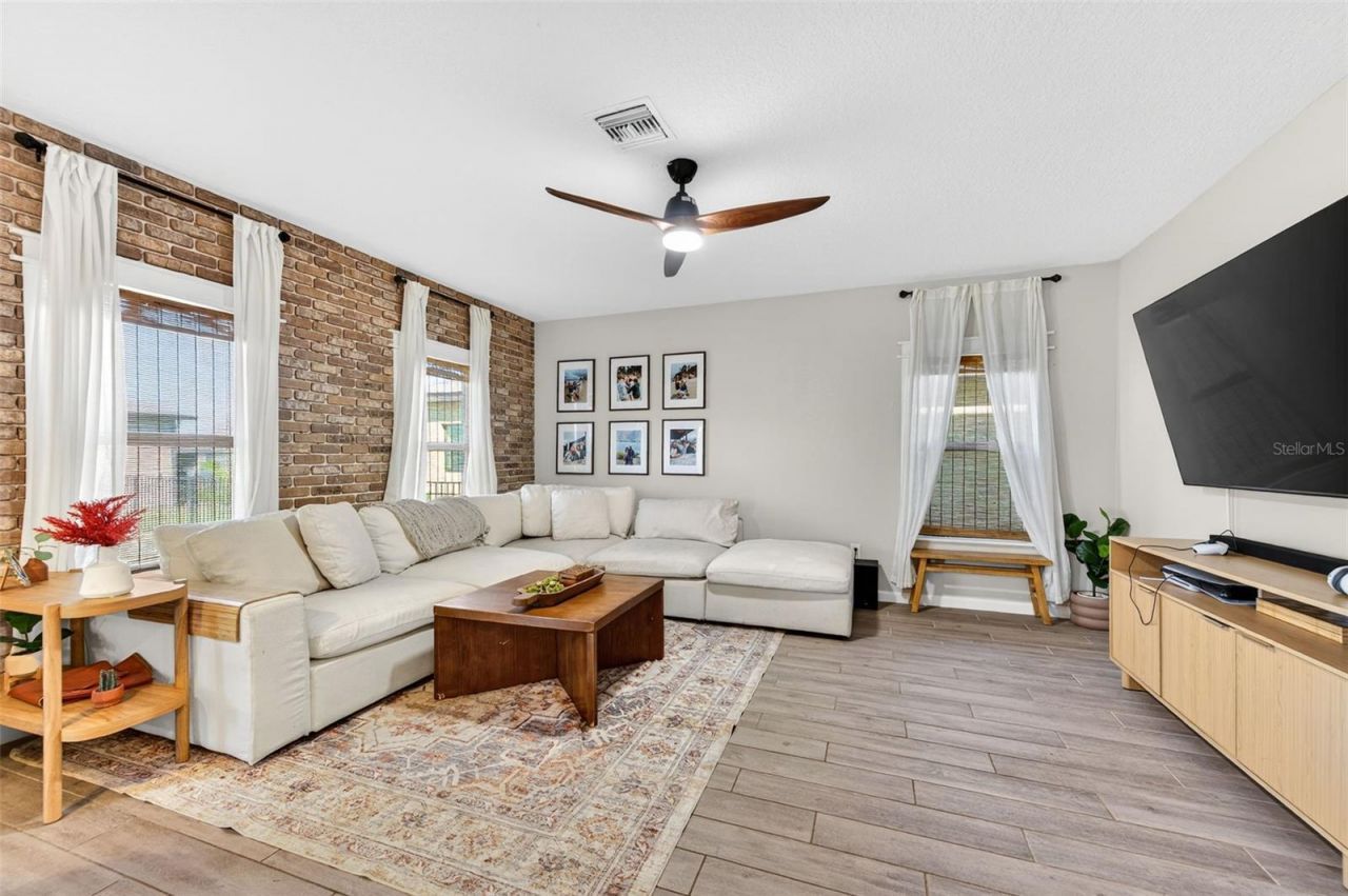 340 Wiregrass Avenue, Melbourne, FL 32904 Photo