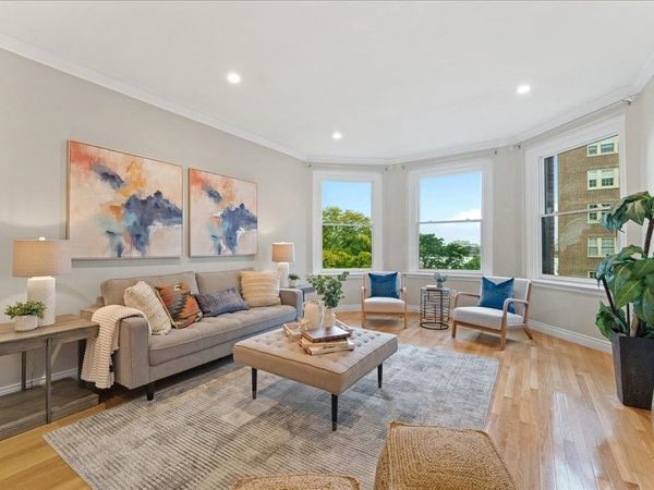 4 Charlesgate East, Unit 404, Boston, MA 02215