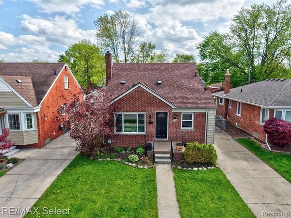 22938 California Street, St. Clair Shores, MI 48080