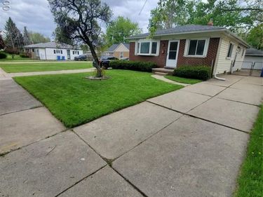 5637 MERRICK Street, Dearborn Heights, MI 48125