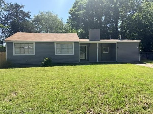 2442 MANCHESTER RD, Memphis, TN 38114