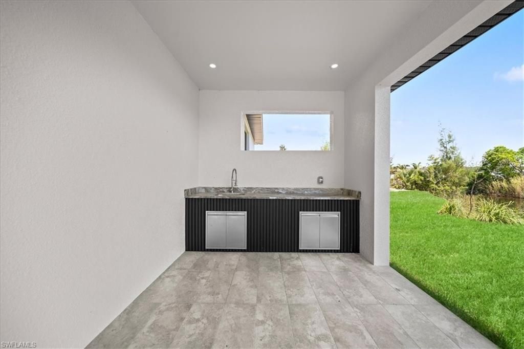 10 NE 9th St, Cape Coral, FL 33909 Photo