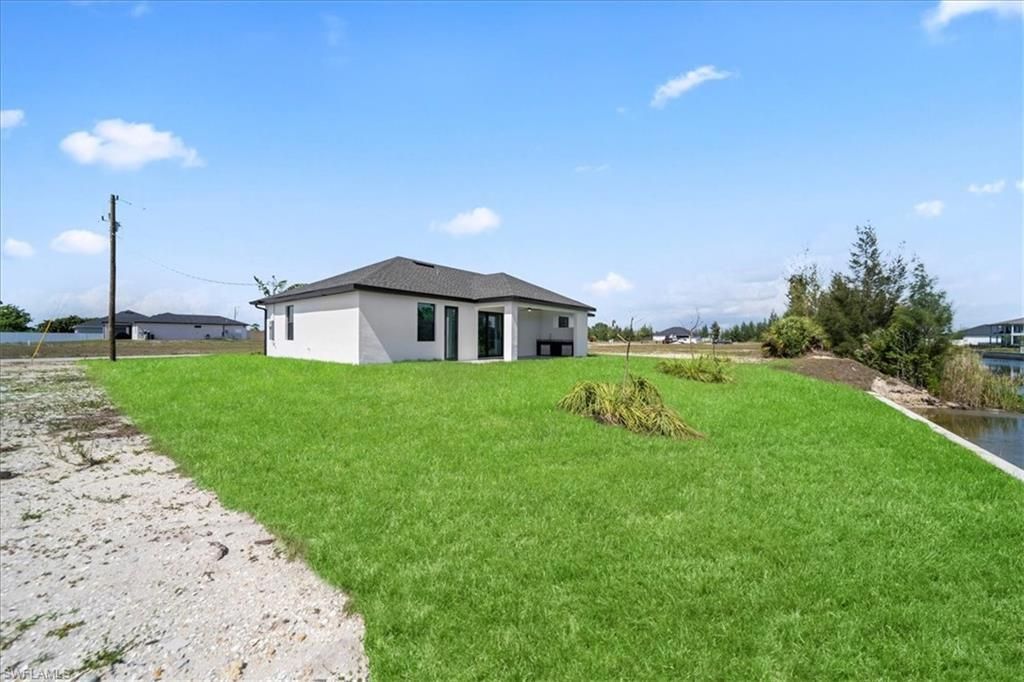 10 NE 9th St, Cape Coral, FL 33909 Photo