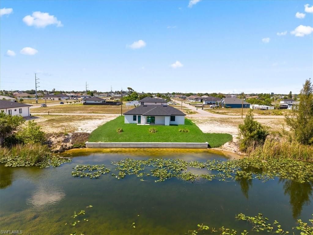 10 NE 9th St, Cape Coral, FL 33909 Photo