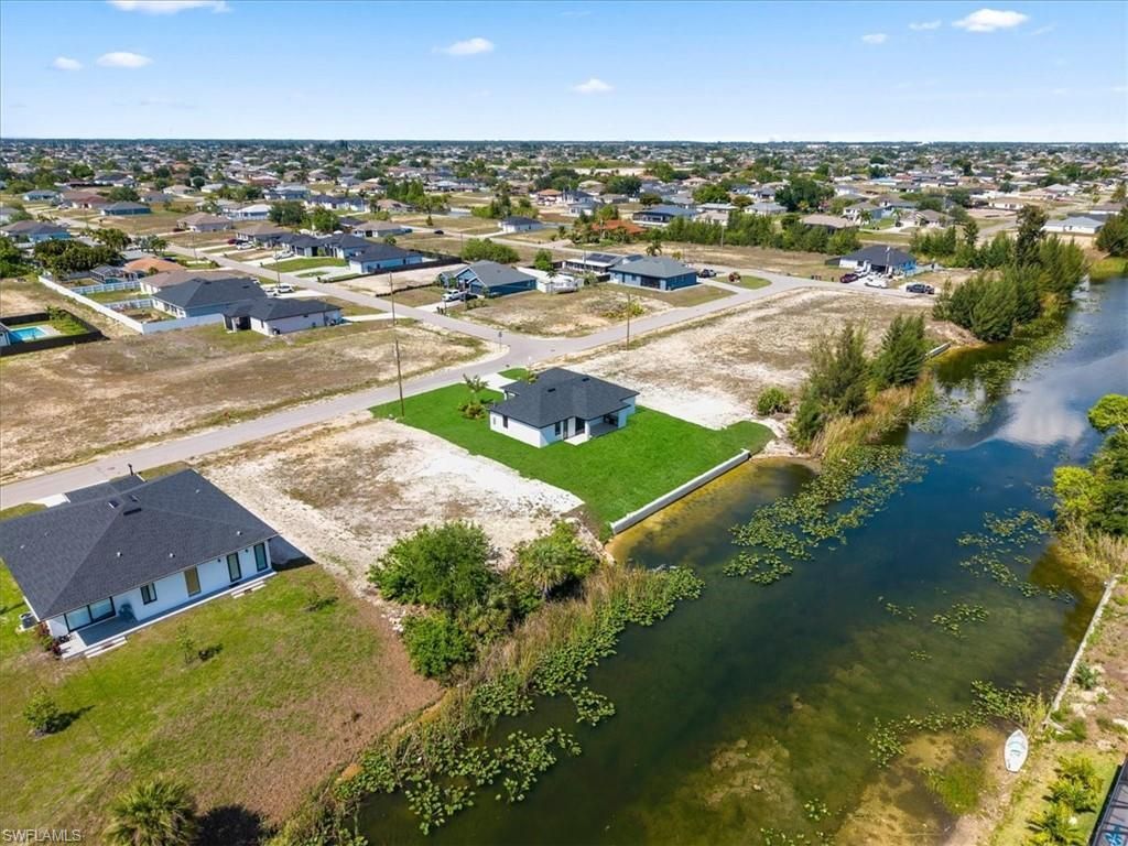10 NE 9th St, Cape Coral, FL 33909 Photo