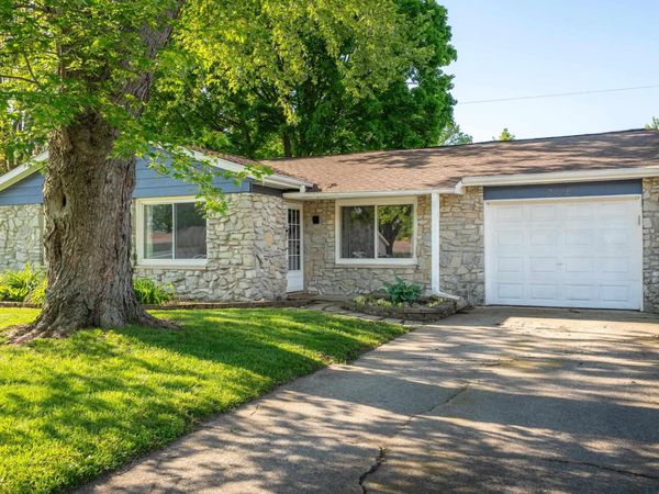 8215 W Fairview Drive, Yorktown, IN 47396