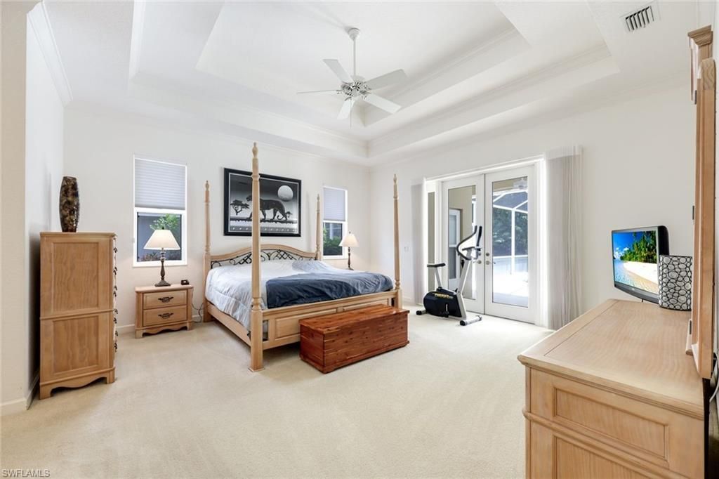 2079 Imperial Cir, Naples, FL 34110 Photo