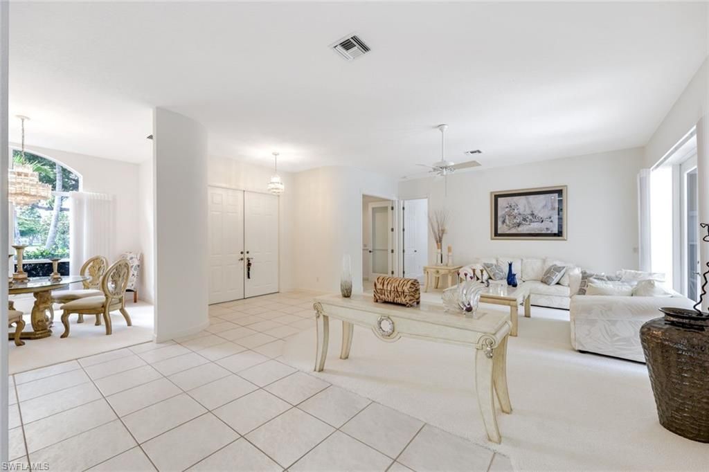 2079 Imperial Cir, Naples, FL 34110 Photo