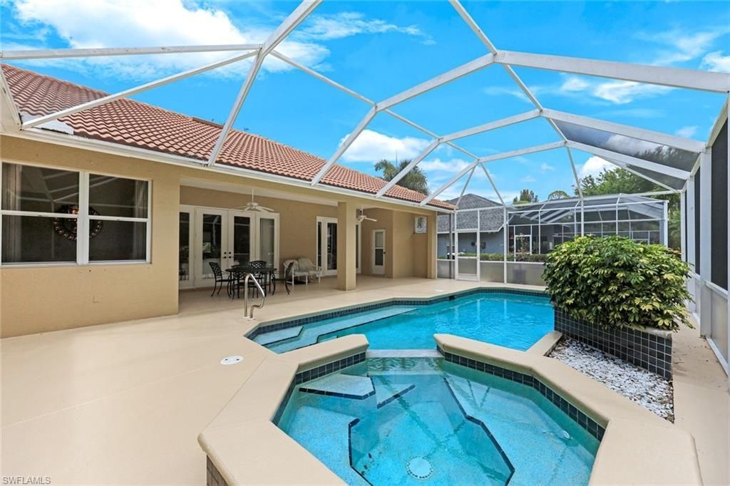 2079 Imperial Cir, Naples, FL 34110 Photo