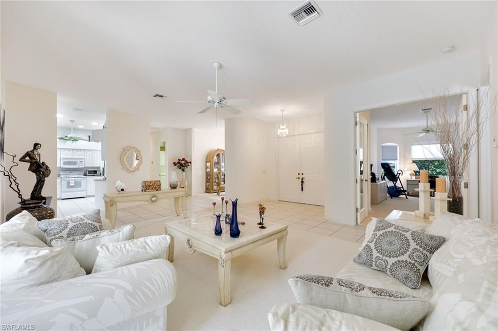 2079 Imperial Cir, Naples, FL 34110 Photo