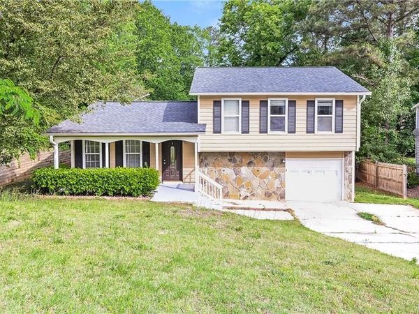 3091 Dowry Drive , Lawrenceville, GA 30044