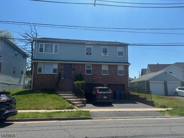 110 Coolidge St, Linden, NJ 07036