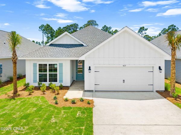 901 Crystal Bayou Boulevard , Panama City Beach, FL 32407