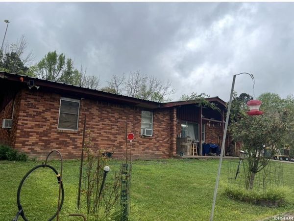 120 MOFFET, Caddo Gap, AR 71935