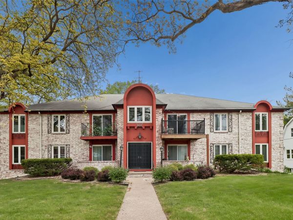 421 42nd Street, Unit 2, Des Moines, IA 50312