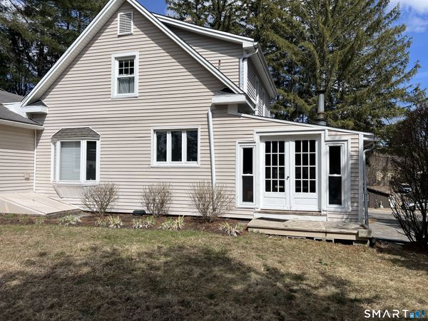 34 South , New Hartford, CT 06057