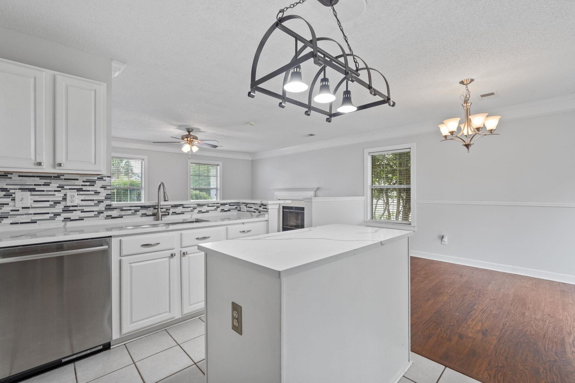 4617 Hidden Creek Ln. Photo 11