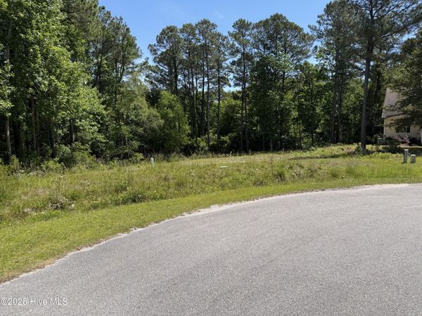 125 River Reach West Drive W, Swansboro, NC 28584