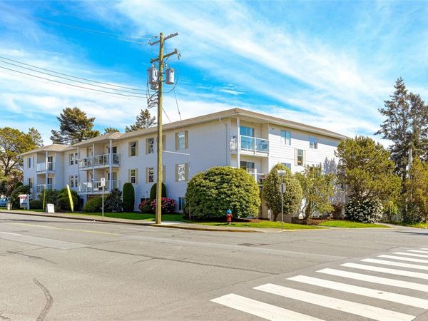1351 Esquimalt Rd, Unit #103, Esquimalt, BC V9A 3R1