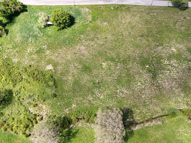 7457 Chase Road , Albany, OH 45710 Photo 4