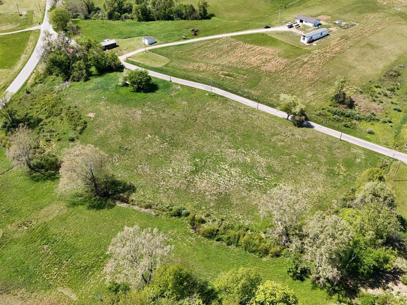 7457 Chase Road , Albany, OH 45710 Photo 7