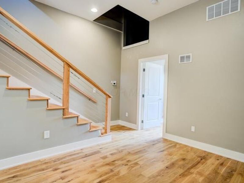 1555 N 4th Street , Columbus, OH 43201 Photo 6